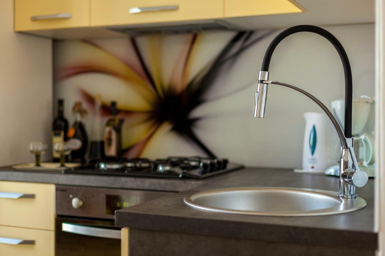 Apartment Hasanec By El-Pi Tours Njivice Dış mekan fotoğraf